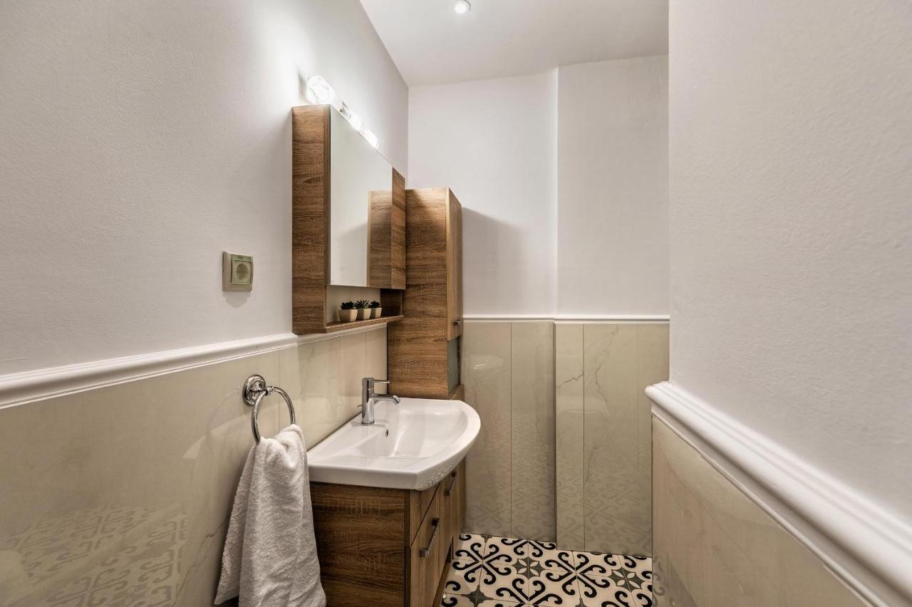 Alfa Apartment